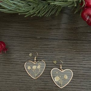 Dried Flower Heart Earrings